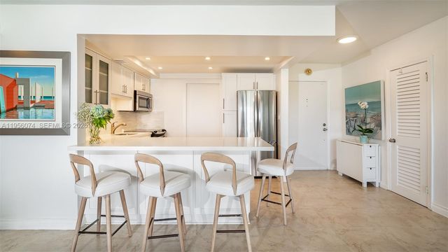 555 Crandon Blvd 71, Key Biscayne, FL 33149