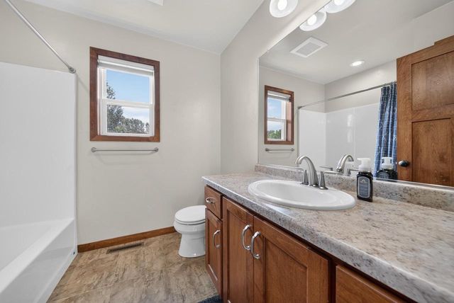 5148 HIGH POINT DRIVE, Winneconne, WI 54986