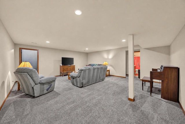 5148 HIGH POINT DRIVE, Winneconne, WI 54986