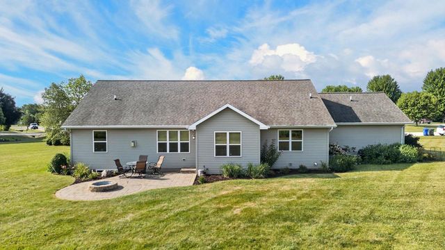 5148 HIGH POINT DRIVE, Winneconne, WI 54986