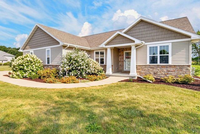 5148 HIGH POINT DRIVE, Winneconne, WI 54986