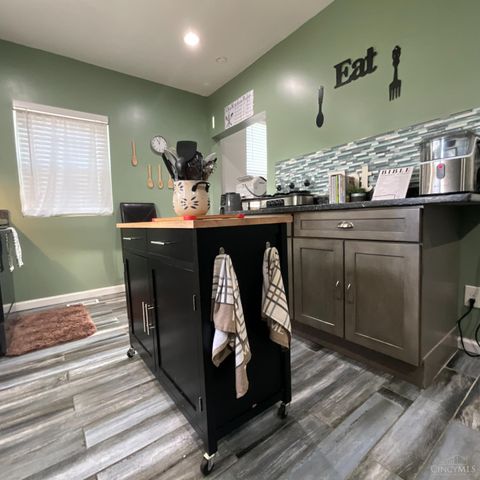 121 W Sixty Fourth Street, Cincinnati, OH 45216