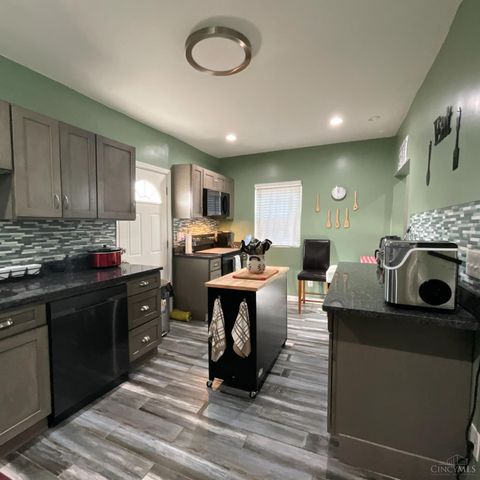 121 W Sixty Fourth Street, Cincinnati, OH 45216
