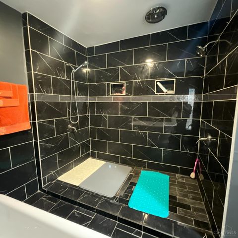 121 W Sixty Fourth Street, Cincinnati, OH 45216
