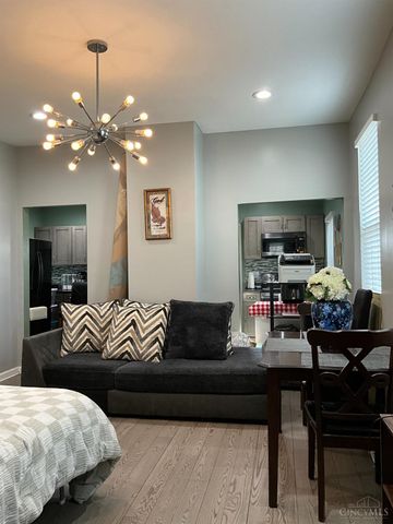 121 W Sixty Fourth Street, Cincinnati, OH 45216