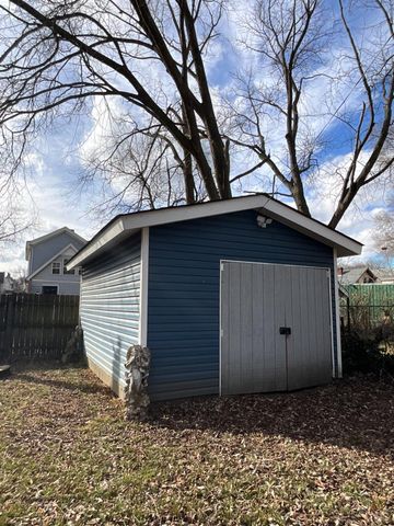 121 W Sixty Fourth Street, Cincinnati, OH 45216