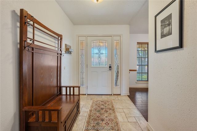2301 Barak Lane, Bryan, TX 77802