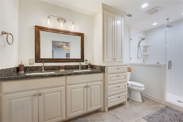 2301 Barak Lane, Bryan, TX 77802