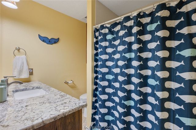 2301 Barak Lane, Bryan, TX 77802