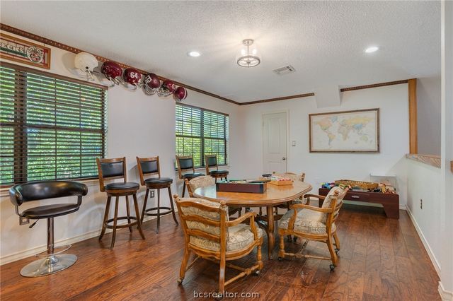 2301 Barak Lane, Bryan, TX 77802