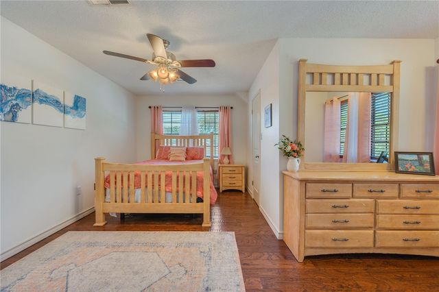 2301 Barak Lane, Bryan, TX 77802