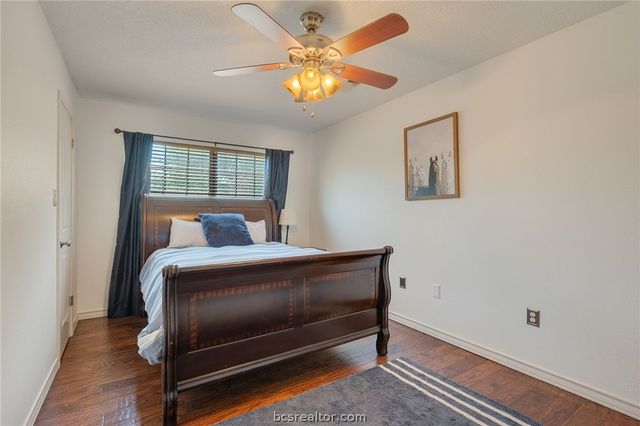 2301 Barak Lane, Bryan, TX 77802