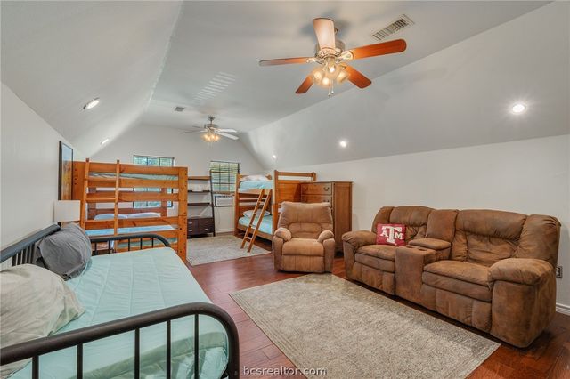 2301 Barak Lane, Bryan, TX 77802