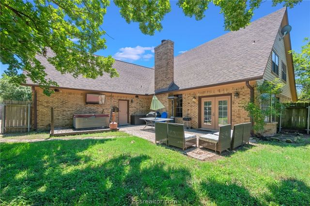 2301 Barak Lane, Bryan, TX 77802