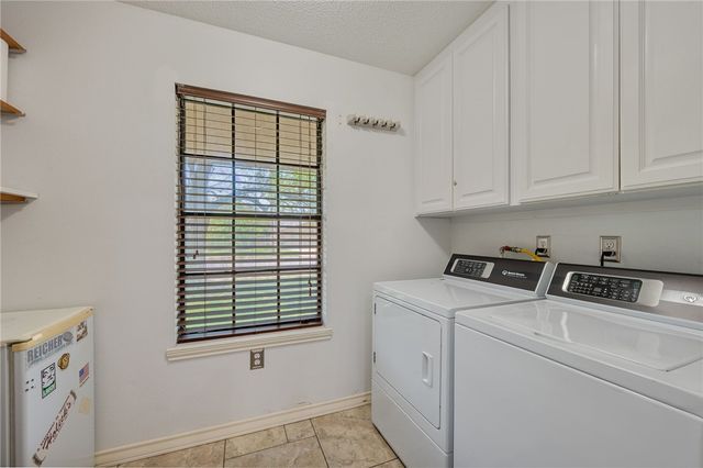 2301 Barak Lane, Bryan, TX 77802