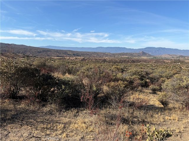 44530 Lewis Valley, Hemet, CA 92544