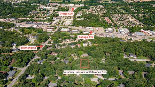 2484 N Karyn Avenue, Fayetteville, AR 72701