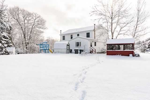 69 Magnolia Lane, Greenland, NH 03840