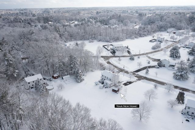 69 Magnolia Lane, Greenland, NH 03840