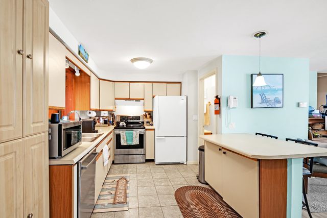 69 Magnolia Lane, Greenland, NH 03840