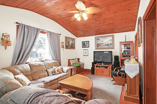 69 Magnolia Lane, Greenland, NH 03840