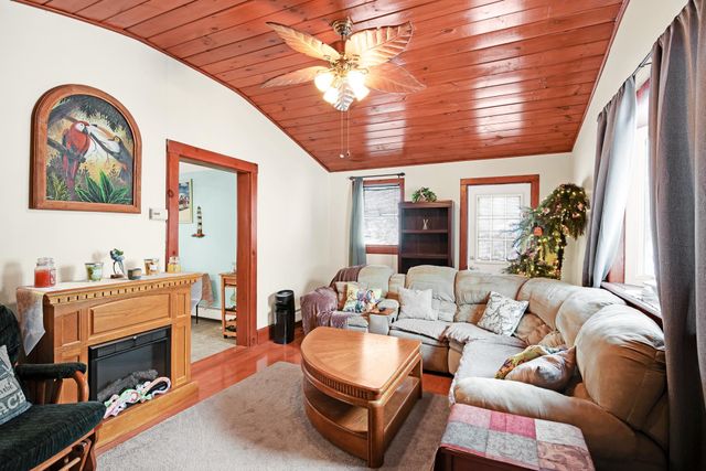 69 Magnolia Lane, Greenland, NH 03840