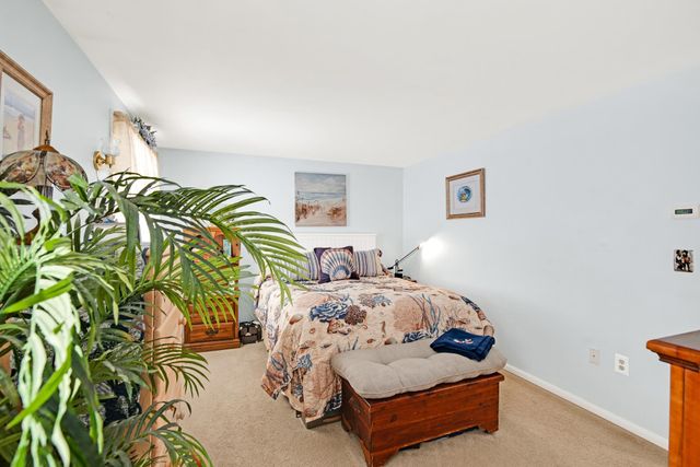 69 Magnolia Lane, Greenland, NH 03840