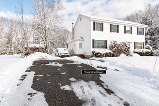 69 Magnolia Lane, Greenland, NH 03840