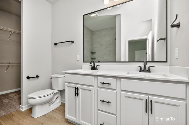 8136 Buckley Street, Johnston, IA 50131
