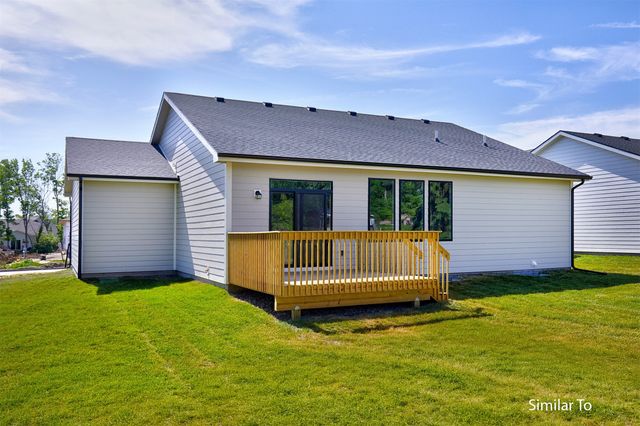 8136 Buckley Street, Johnston, IA 50131