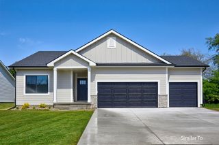 8136 Buckley Street, Johnston, IA 50131