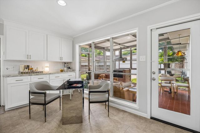 3631 Woodvalley Drive, Houston, TX 77025