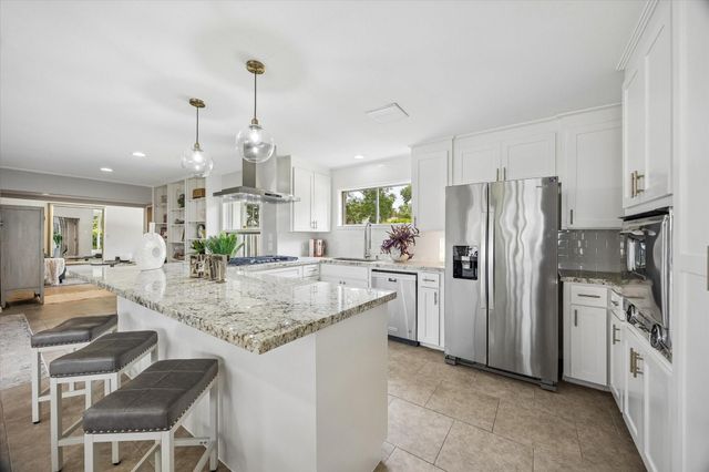 3631 Woodvalley Drive, Houston, TX 77025