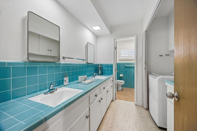 3631 Woodvalley Drive, Houston, TX 77025