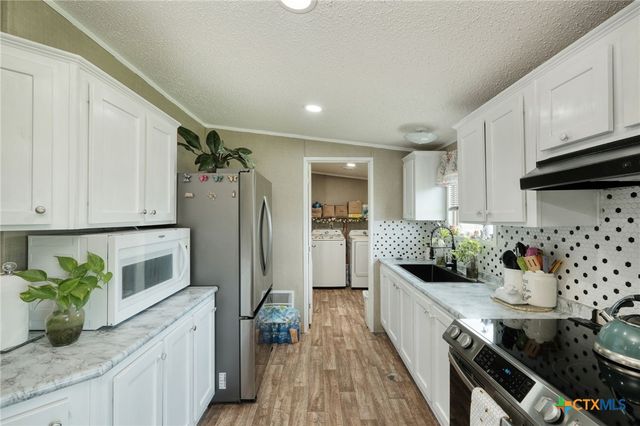 181 Pasadera Drive, Elgin, TX 78621