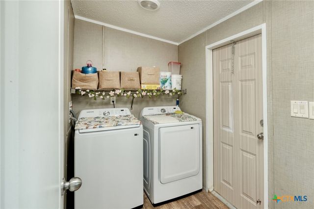 181 Pasadera Drive, Elgin, TX 78621