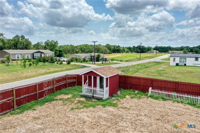 181 Pasadera Drive, Elgin, TX 78621