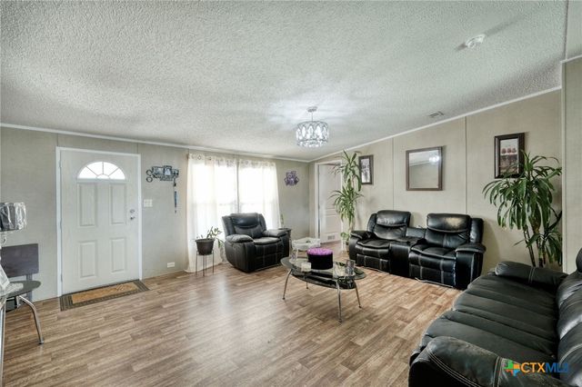 181 Pasadera Drive, Elgin, TX 78621