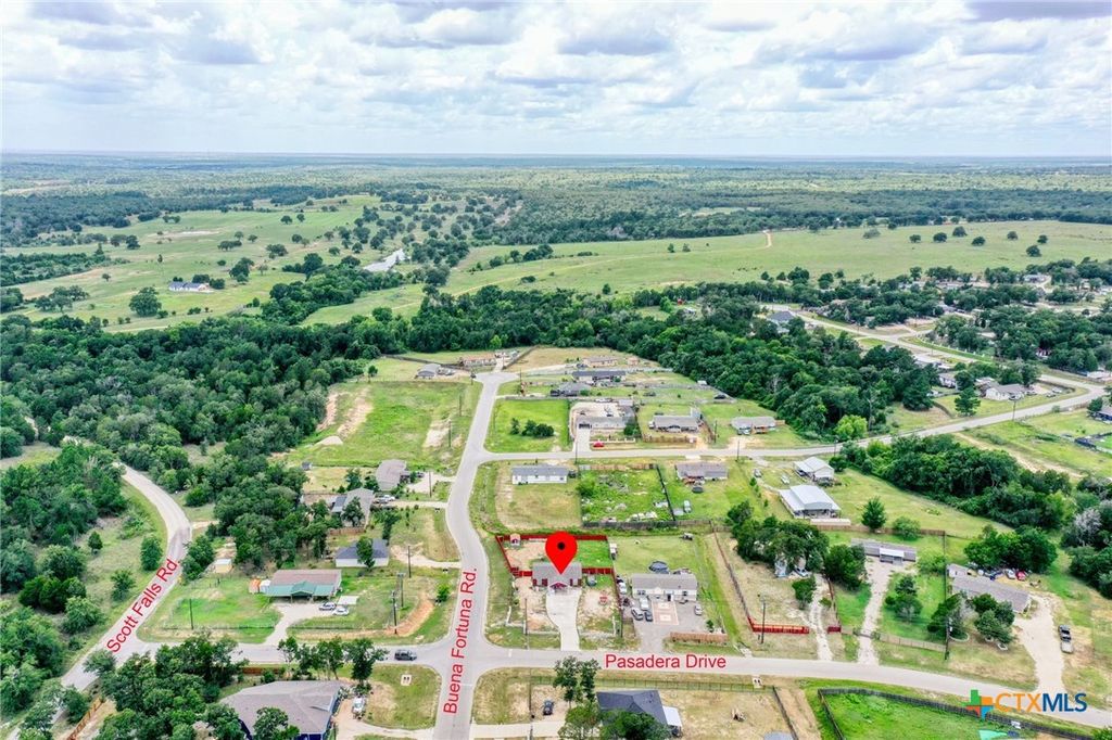 181 Pasadera Drive, Elgin, TX 78621