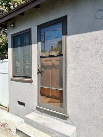 10550 Oxnard Street, North Hollywood, CA 91606