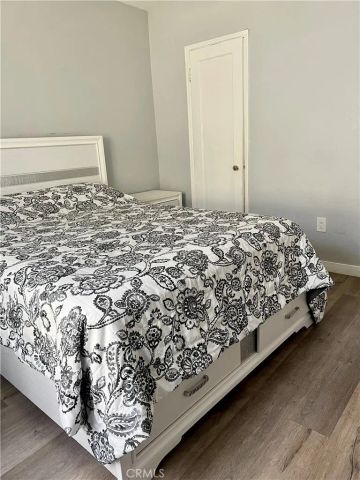 10550 Oxnard Street, North Hollywood, CA 91606