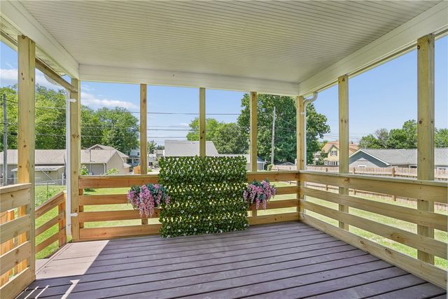 1160 11th Street, Marion, IA 52302