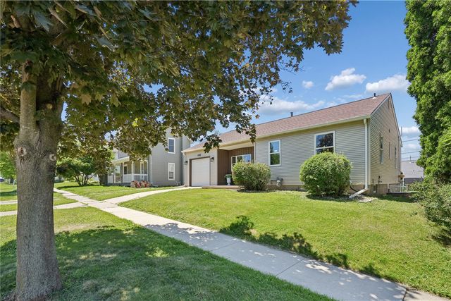 1160 11th Street, Marion, IA 52302