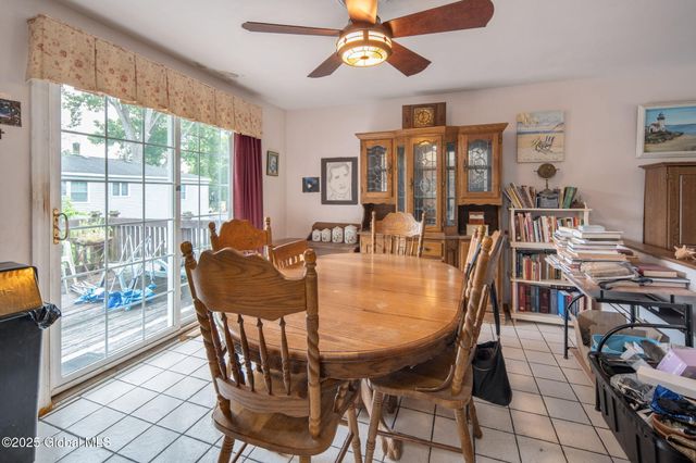 250 Hillcrest Avenue, Schenectady, NY 12304