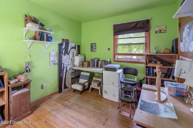 250 Hillcrest Avenue, Schenectady, NY 12304