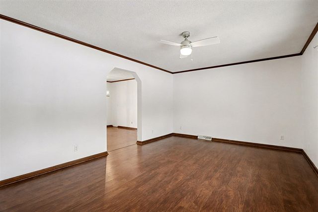 99 Fineview Avenue, Kalamazoo, MI 49004