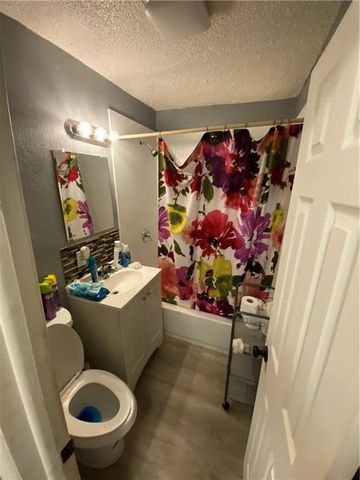 5401 Hardesty Avenue, Kansas City, MO 64130