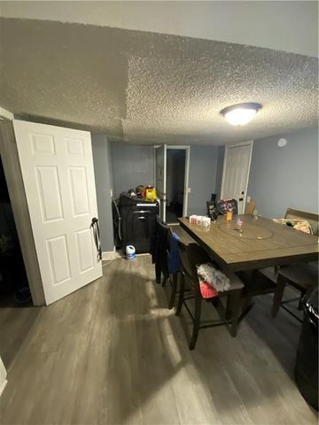 5401 Hardesty Avenue, Kansas City, MO 64130