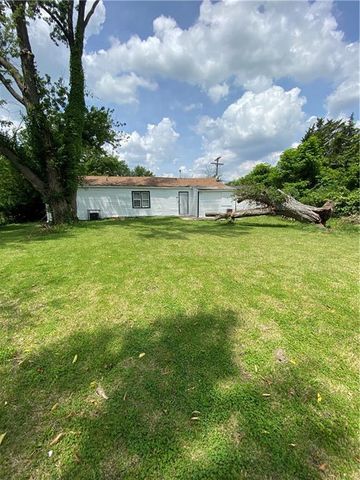 5401 Hardesty Avenue, Kansas City, MO 64130