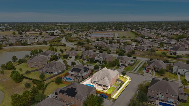 1914 Creekside Park Drive, Pearland, TX 77089